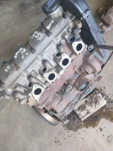 Motor parcial VW/gol G3 power 2005 fumando