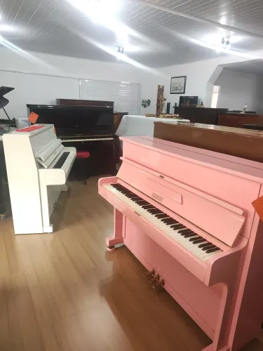 locação pianos 360 reais mensais