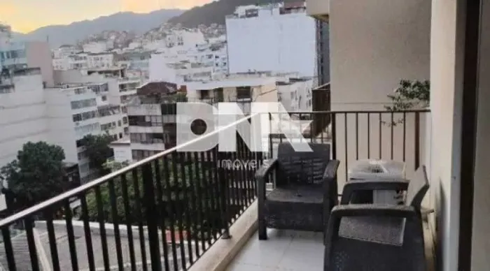 Apartamento : / Residencial / Copacabana