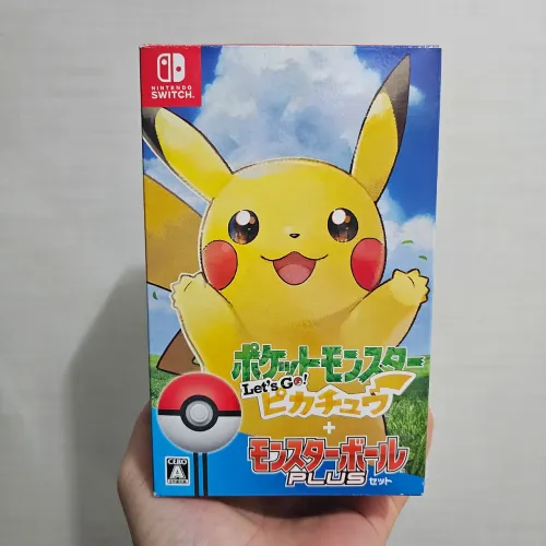 Pokémon Let's Go! Pikachu + PokeBall Plus Set Nintendo Switch