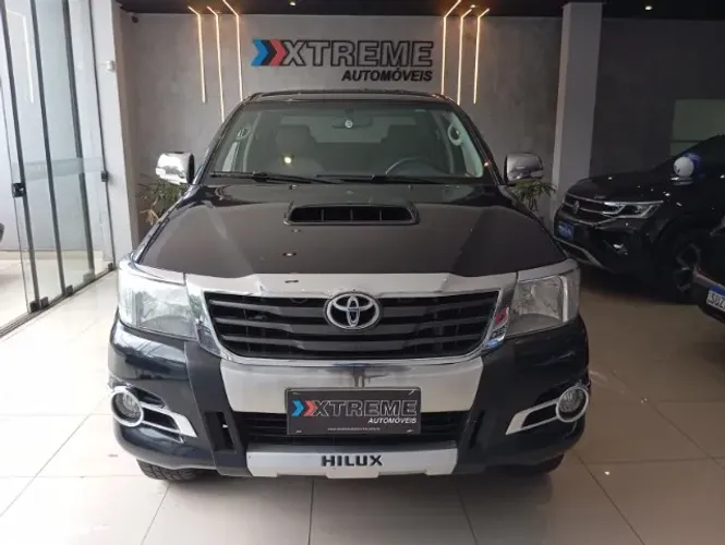 Toyota Hilux CD SR D4-d 4X4 3.0 TDI Dies Aut. 2012