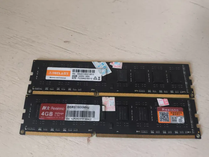 Memória RAM DDR3 8GB 1600MHz