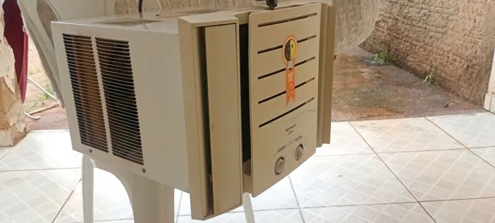 Vende-se Ar-condicionado em perfeitas condições de uso