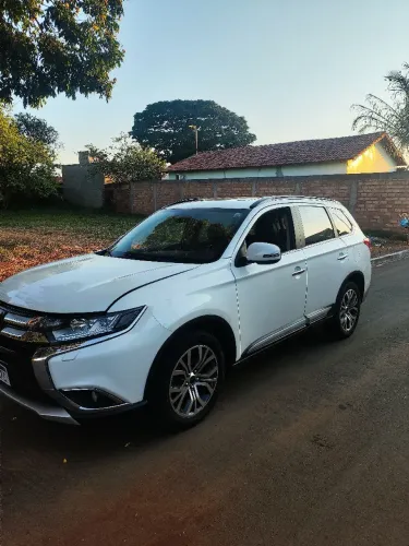 Mitsubishi Outlander 2015