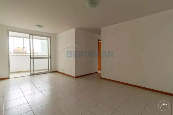 Apartamento de 3 quartos, sendo 1 suíte, varanda e vaga de garagem para alugar no Edifício