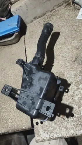 Reservatório água esguicho limpador Onix original GM Chevrolet