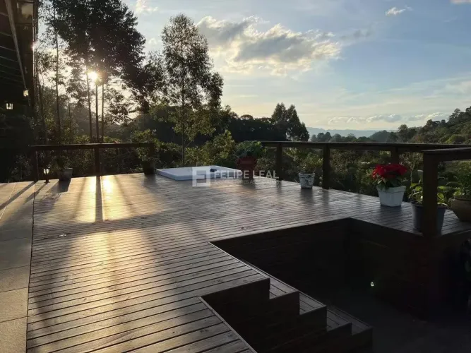 Sítio em Rio dos Quatis - Rancho Queimado
