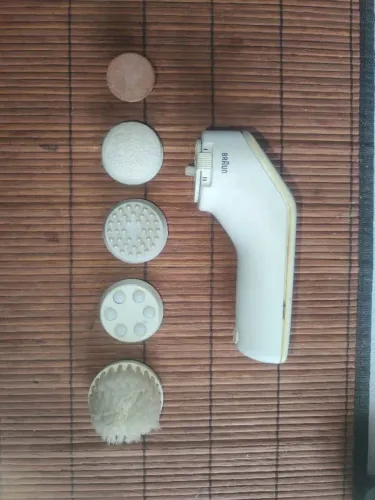 Massageador facial - Braun