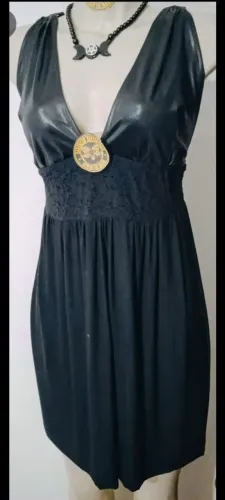 Vestido Frontal com pala de elástico costas, Tam 42 alça Com elástico, Renda frontal.