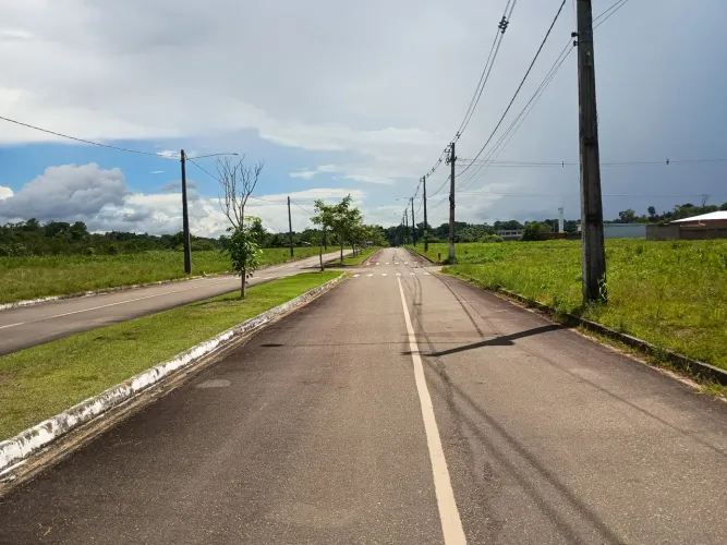 Mansões de Açutuba, Vendo belíssimo lote , na Am 070 a mil metros da Manoel Urbano