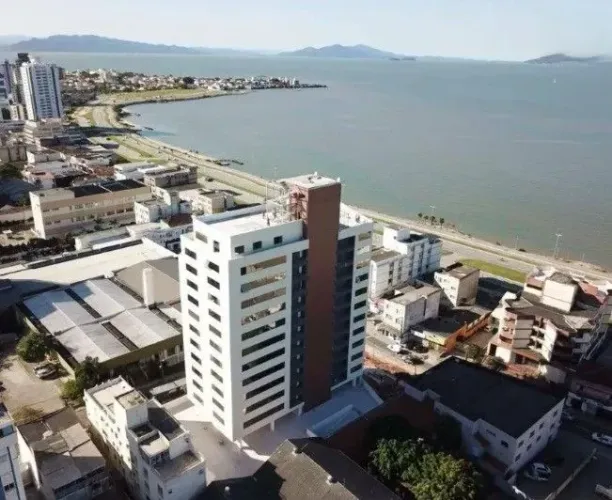 Sala comercial com 38m² - À venda no bairro Estreito.