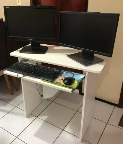 Mesa para Computador Branca
