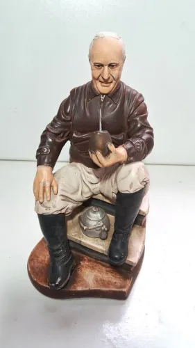 Escultura antiga rara de Getúlio Vargas
