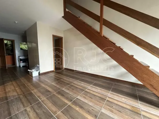 Imóvel para venda com 130 metros quadrados com 2 quartos em Granja Guarani - Teresópolis -