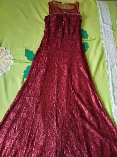 Vestido de festa - NÃO ENTREGAMOS , SOMENTE EM MÃOS!