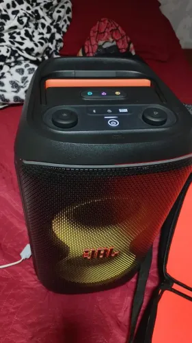 Caixa jbl partbox 120