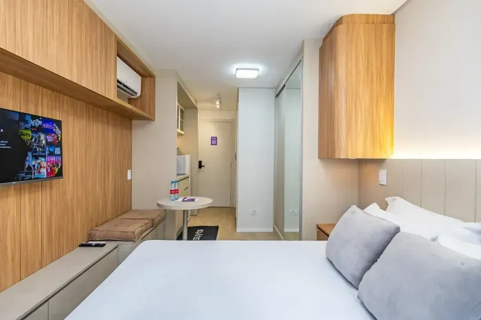 Imóvel para aluguel com 19 metros quadrados com 1 quarto em Centro - Curitiba - PR