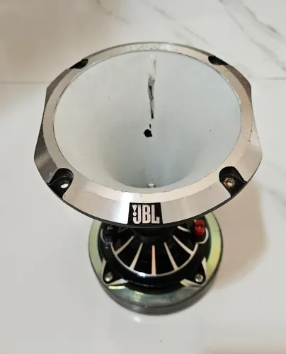 2 Driver e corneta d250 trio 200w rms