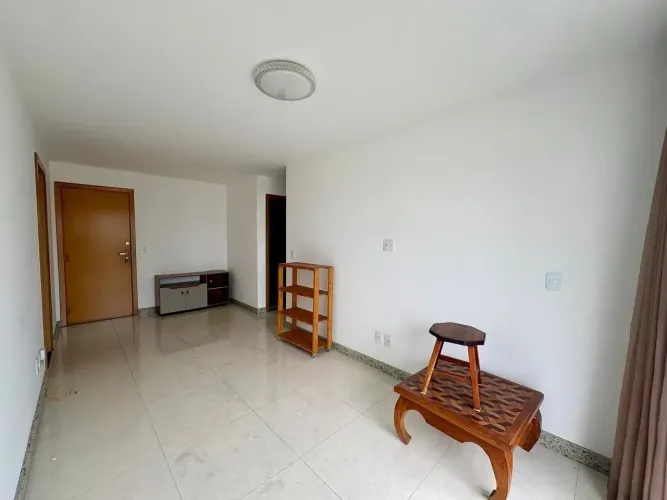 Imóvel para aluguel possui 70 metros quadrados com 2 quartos em Itapuã - Vila Velha - ES