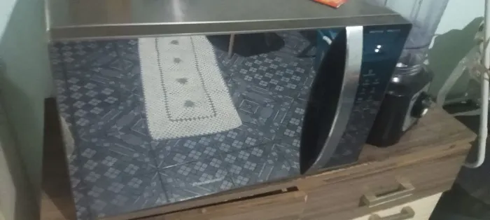 Microondas Panasonic 34 litros novo 