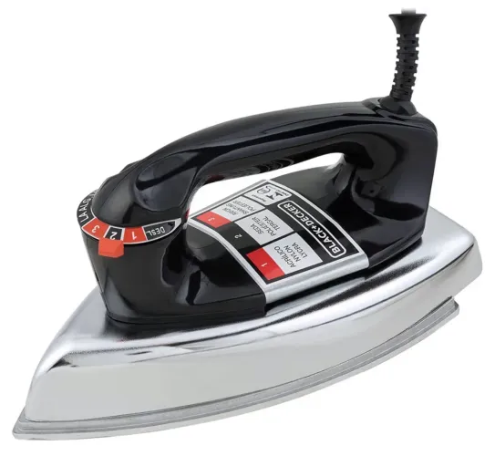 Ferro BLACK+DECKER Ferro de Passar Roupa a Seco VFA1110TM2 1100W Preto 110V