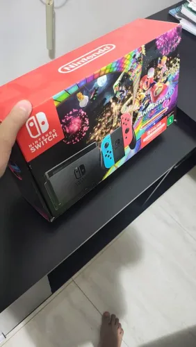 Nintendo Switch, 128 Gb, 2 Controles, Jogos e acessórios.