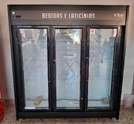 EXPOSITOR AUTO SERVIÇO 3 PORTAS FRIOS E LATICINIOS