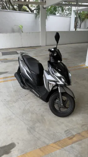 Honda Elite 125 2023/2024 - Apenas 2.000 km - Impecável