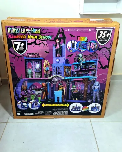 Monster High boneca playset lacrado 