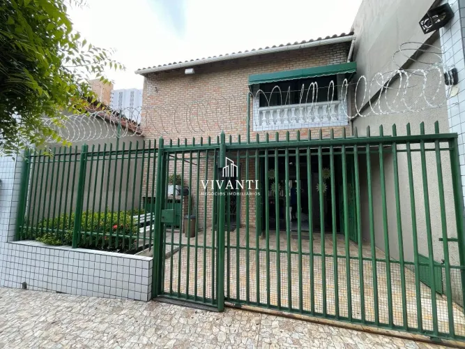 Pousada no Centro, próximo ao Mercado dos Pinhões