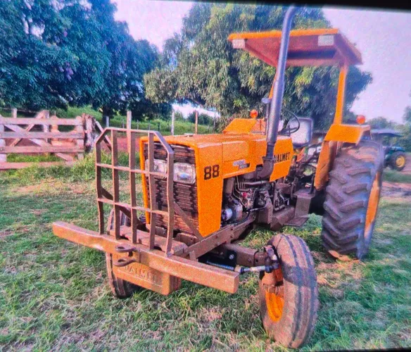 Trator valmet  serie 88 prata