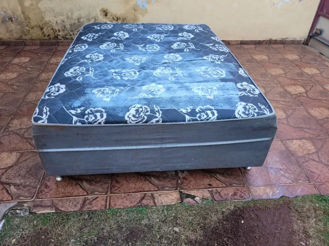 Cama box de casal conjugada 