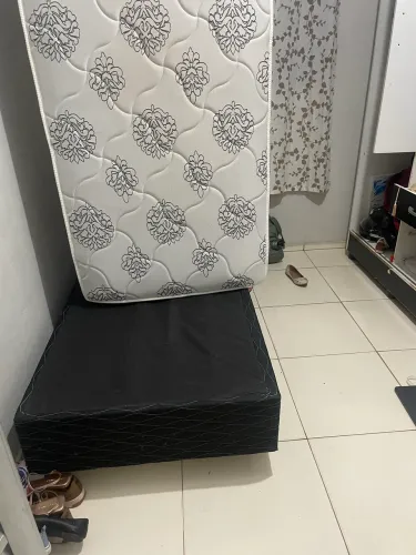 Cama box solteiro (box + colchão)