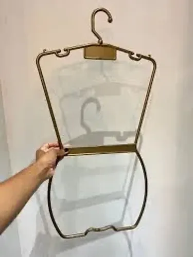 Cabides corpinho R$ 10,00