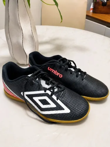 Chuteira Umbro Futsal Original Usada 2x