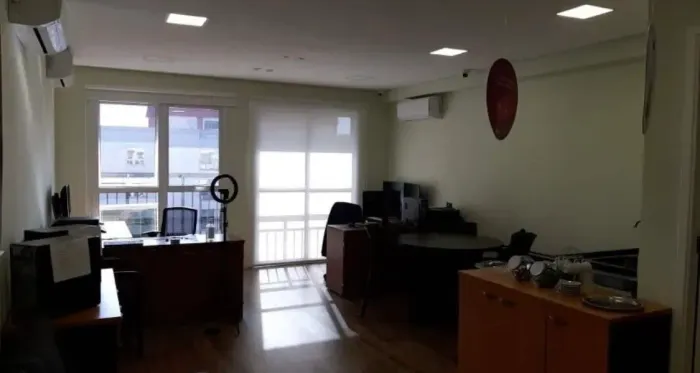 Sala comercial na Avenida Engenheiro Armando de Arruda Pereira, 2937 - Conjunto 518 A 36