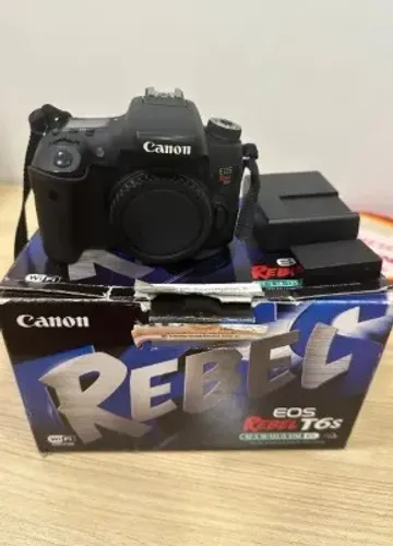 Câmera Cânon T6s Rebel
