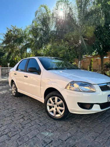 Fiat Siena EL 1.0 MPI Fire Flex 8V 4P 2015
