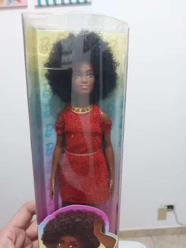 Barbie fashionista número 221