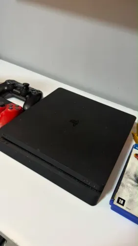 PS4 SLIM 1TB