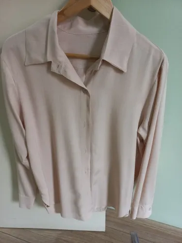 Camisa feminina bege - 100% viscose - Tam. P (Veste 44) - NOVA
