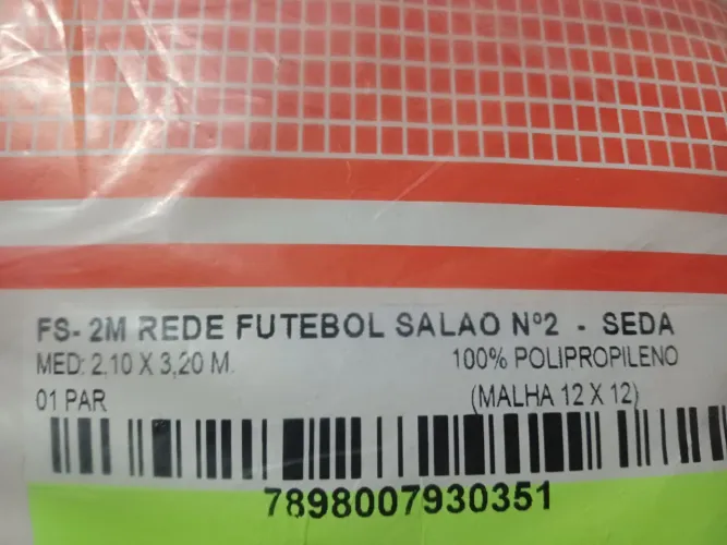 Vendo rede de futsal de seda nova .