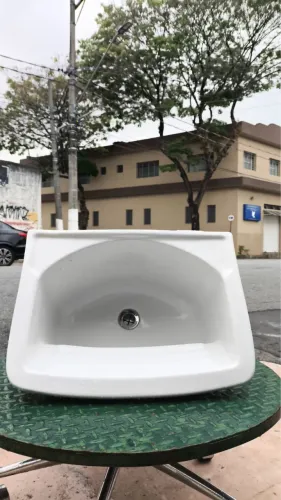 Tanque de louça