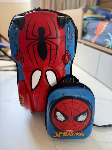 Oportunidade- Mochila + lancheira Homem-Aranha