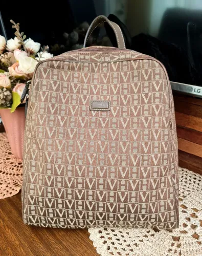 Mochila victor hugo