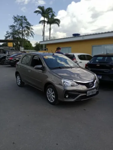 Toyota Etios X Plus 1.5 Flex 16V 5P Mec. 2019