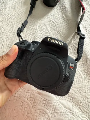 Canon EOS Rebel T5i + Lente 50mm + Microfone Boya | Kit Completo