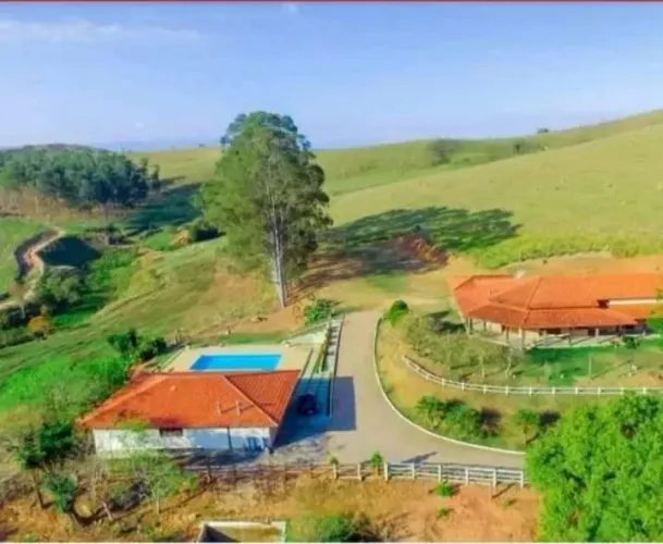 FAZENDA COM 330 ALQ. EM LORENA -SP. -170 KM DA CAPITAL