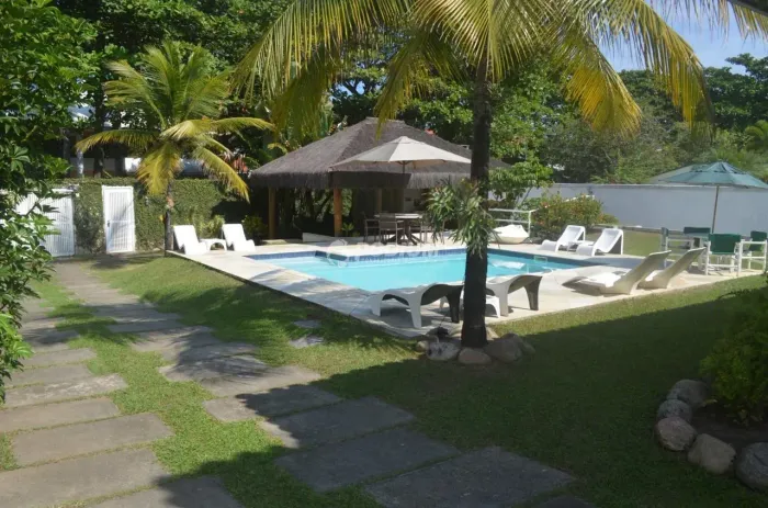 CASA À VENDA NO CONDOMÍNIO NOVO LEBLON BARRA DA TIJUCA COM 4 SUÍTES
