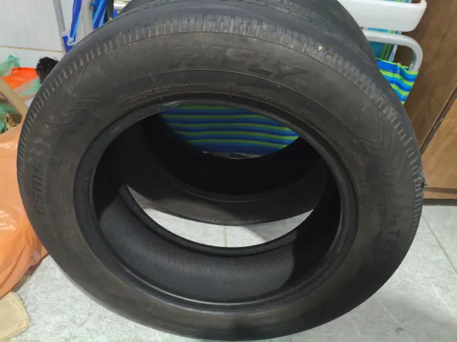 Pneus aro 15 (185 65 r15)